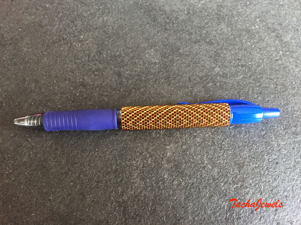 Miniature : Stylo Personnalisé avec Tissage Illusion de Losanges - Quatre Couleurs