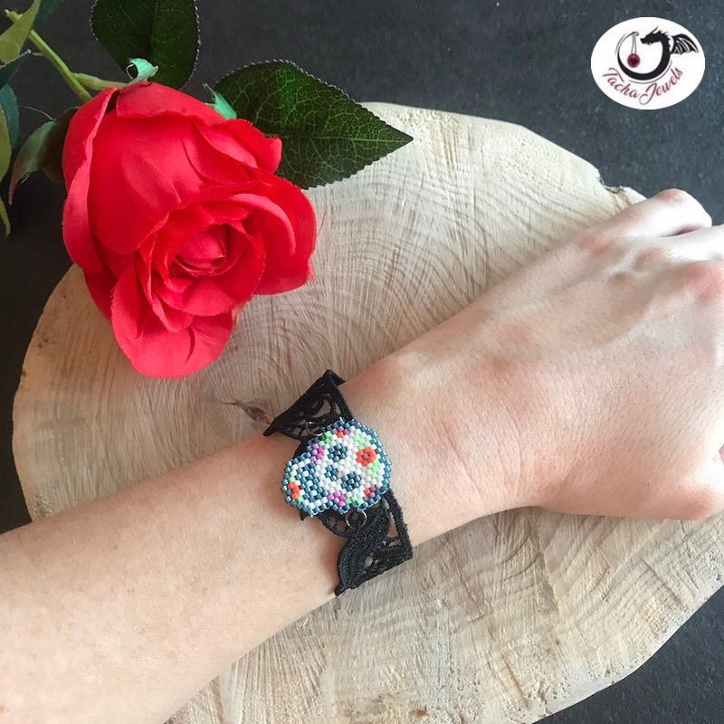 Miniature : Bracelet Dentelle Noire avec Tête de Mort Mexicain