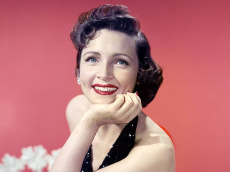 Remembering Betty White, a ‘Golden Girl’ Whose Longevity Was a Tribute to Her Versatility