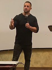 picture of Andrew.jpg
