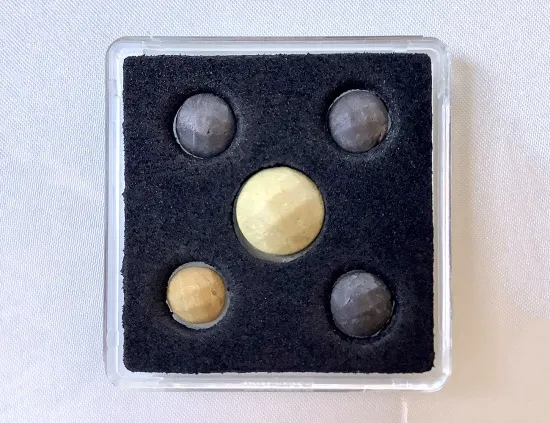 仙人ラジウムバン 8mm×4粒、首用の白13ｍｍ×1粒