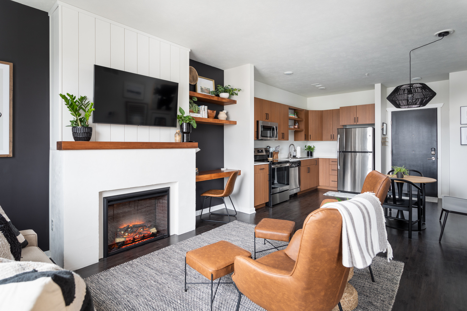 Thumbnail for Luxury High-End Condos With Horse-Friendly Areas