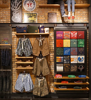 Retail Design _ Cerejeira Arquitetura _ Brasil.jpeg