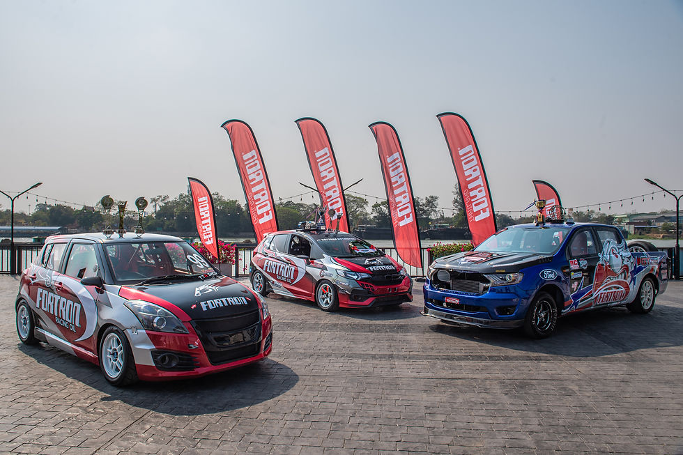 66_02 XO Fortron Racing Team-30.jpg