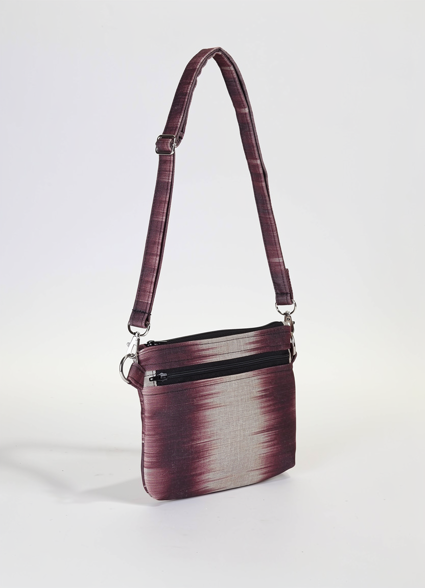 Crossbody Bag in Samarkand Mulberry