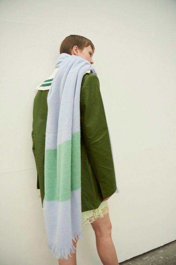 AM22F-ST66_MintGray x RoyalBlue