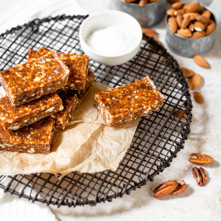 Barres d'énergie amandes, pacanes & chocolat