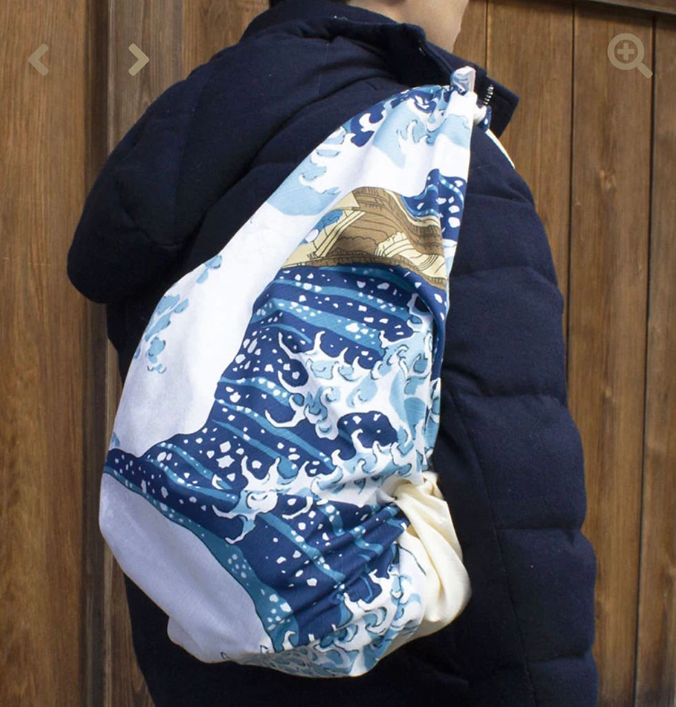 Miniaturbild: Furoshiki Tuch L 100 cm mit Hokusai Welle Kanagawa Motiv – japanisches Verpackungstuch aus Baumwolle bei Kawaii München