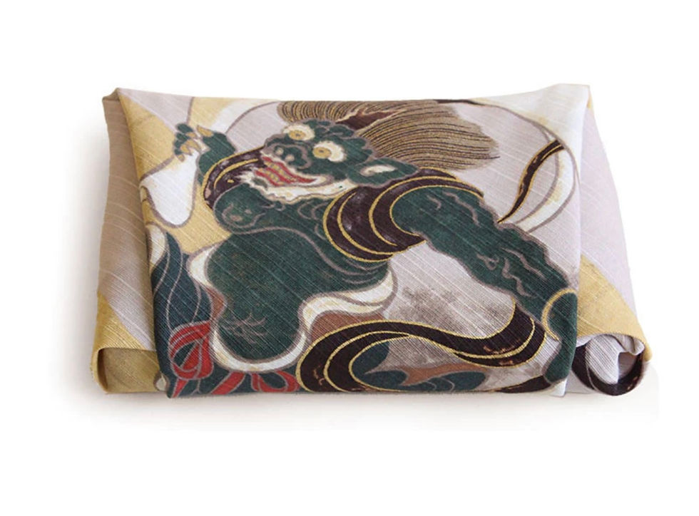 Miniaturbild: Furoshiki S 48 風神雷神　Fujin raijin |  Wolkenbeige