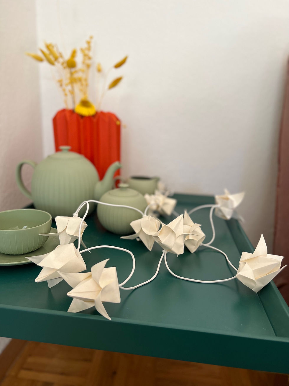 Miniaturbild: Lichterkette Tulpe  Satogami weiß