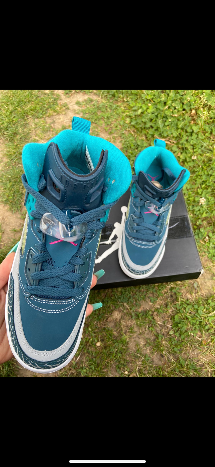 Miniature : Jordan spizike 