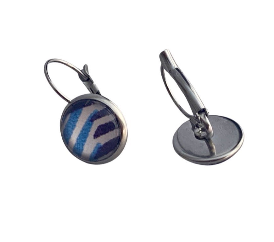 Thumbnail: Blue and White Stripe Cabochon Drops