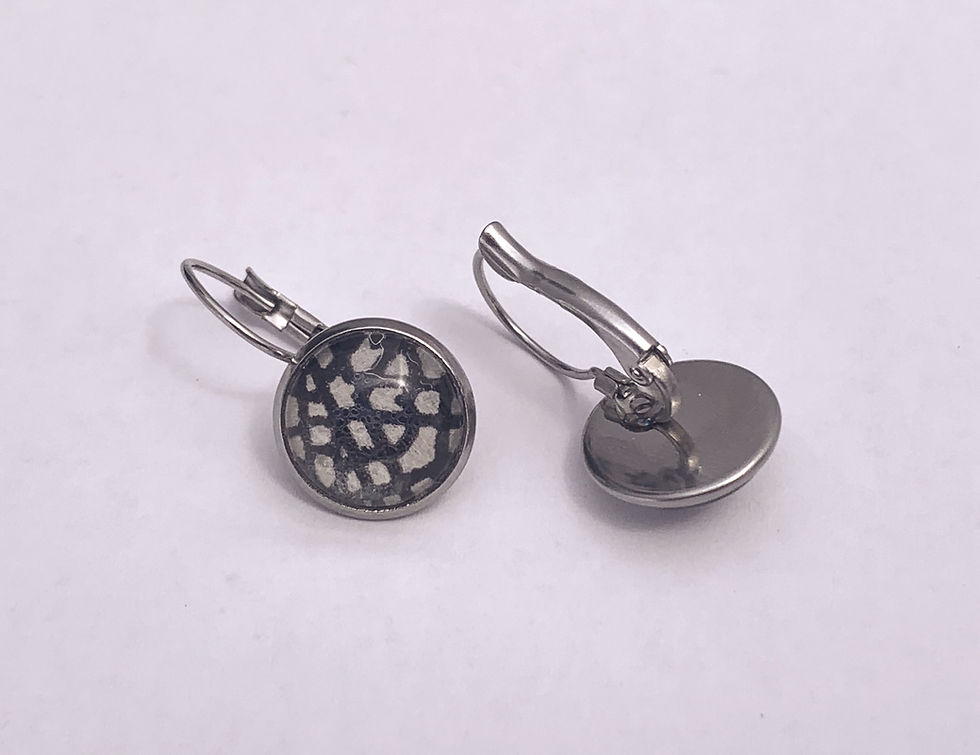 Thumbnail: Black and Silver Cabochon Drops