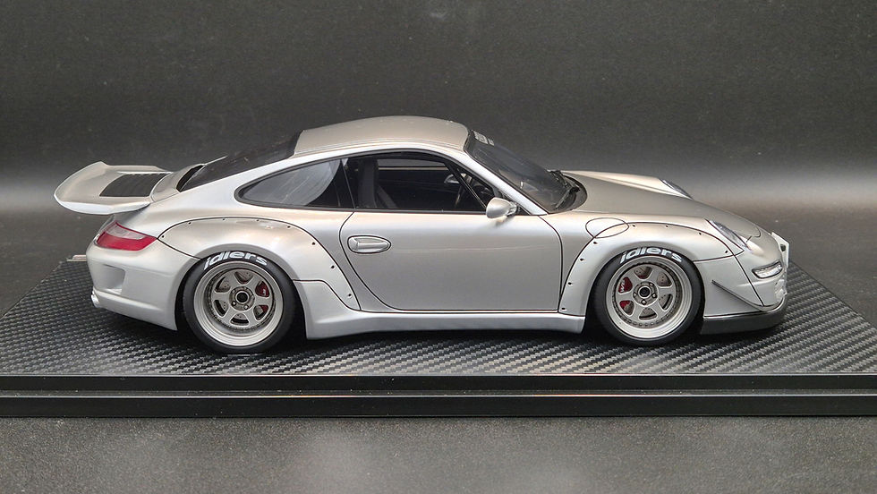 Thumbnail: RWB 997 Silver