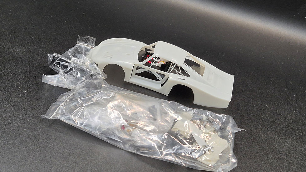 Thumbnail: SWB/MDB	Porsche Moby Dick Le Mans SW20 White Body