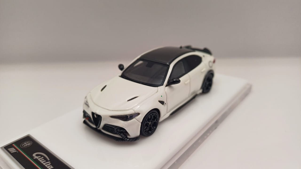 MH64 Alfa Romeo Guilia GTA Trofeo White