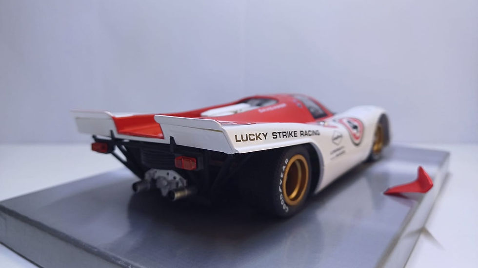 Thumbnail: P917K L.S. David Piper Racing no4 - 9H Kyalami 1971