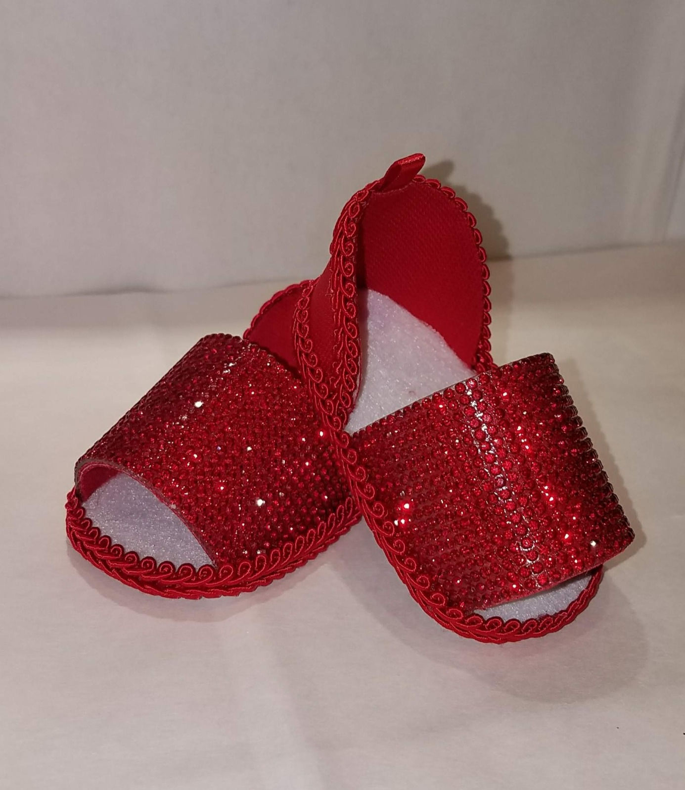 Artisanal Shoes: Red Rhinestones