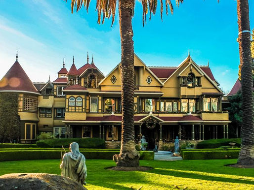 De visita por la misteriosa mansión Winchester