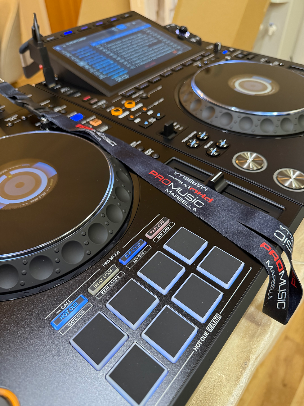 Miniaturbild: Pioneer CDJ 3000 x Rental Marbella | DJ Equipment High-End