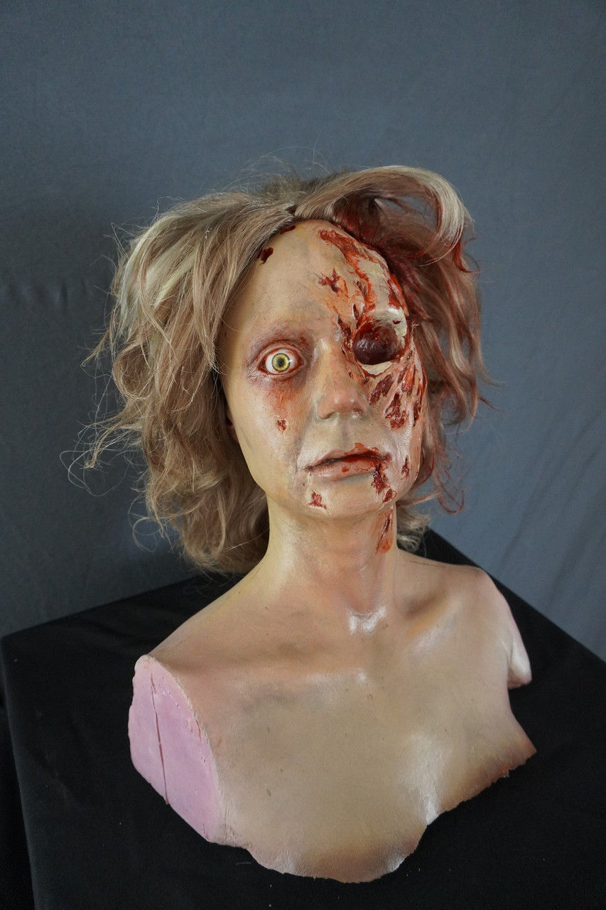 Thumbnail: Zoe Zombie Head