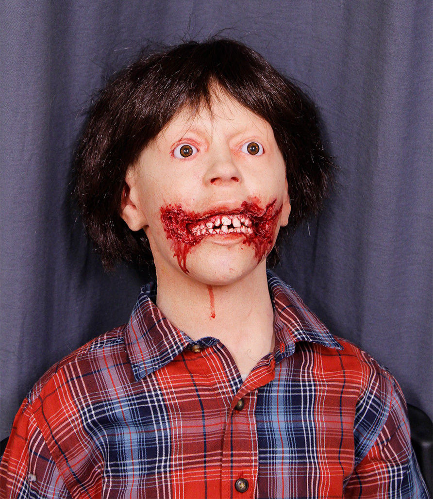 Thumbnail: Dental Horror Child Figure