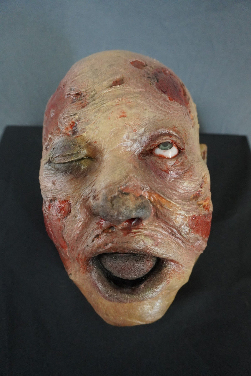Thumbnail: Bloated Brad Head