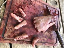 Thumbnail: Cutting Board With Magnetic Fingers