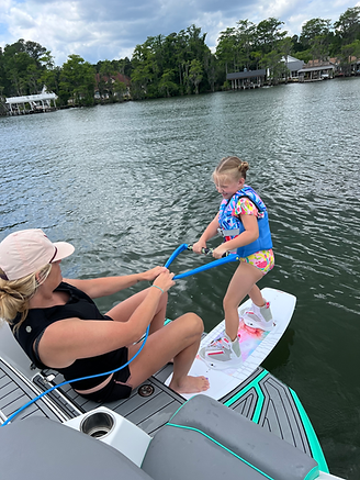 LAKE KEOWEE WAKEBOARD LESSONS.HEIC