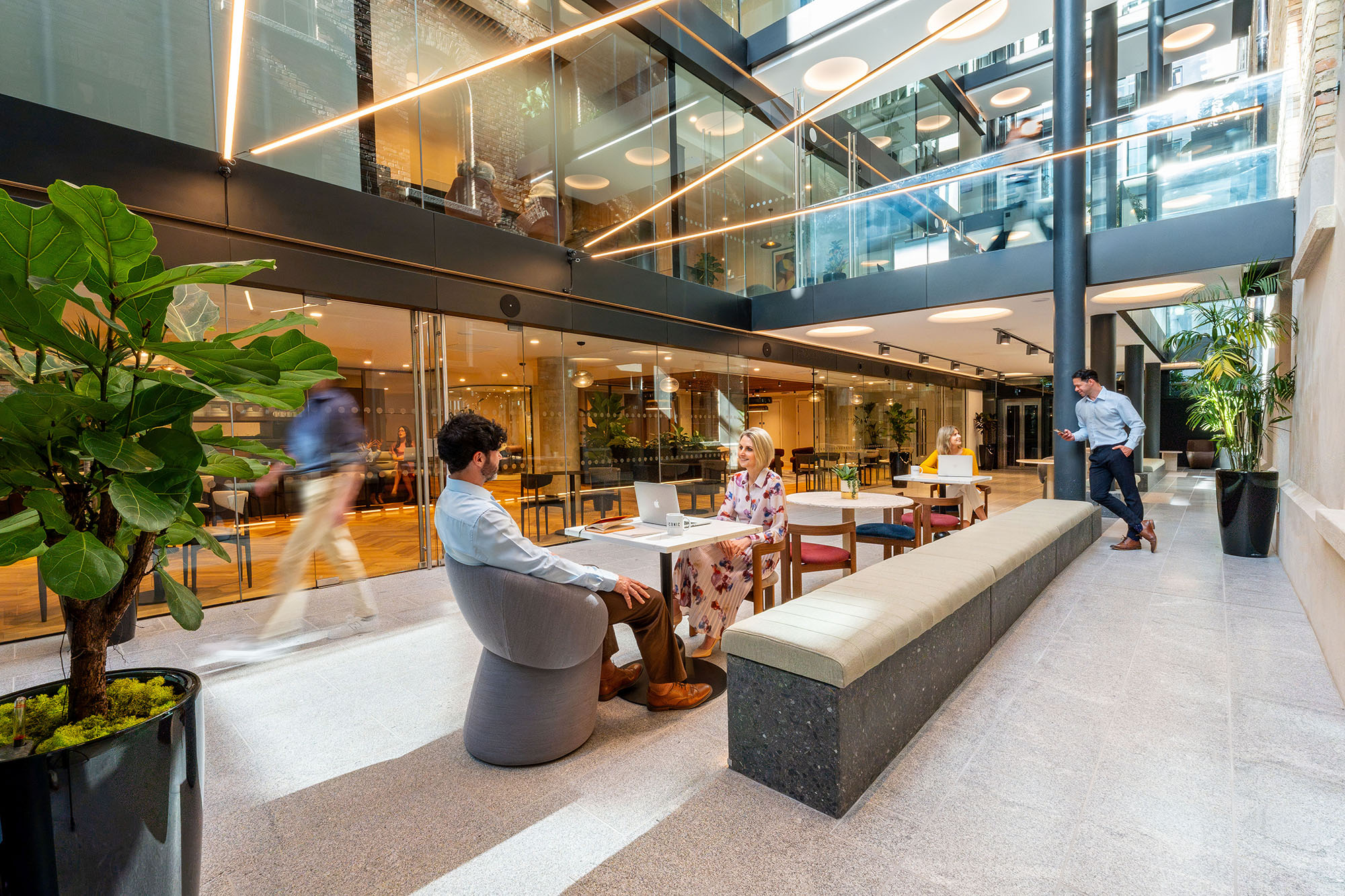Atrium hume 2.jpg