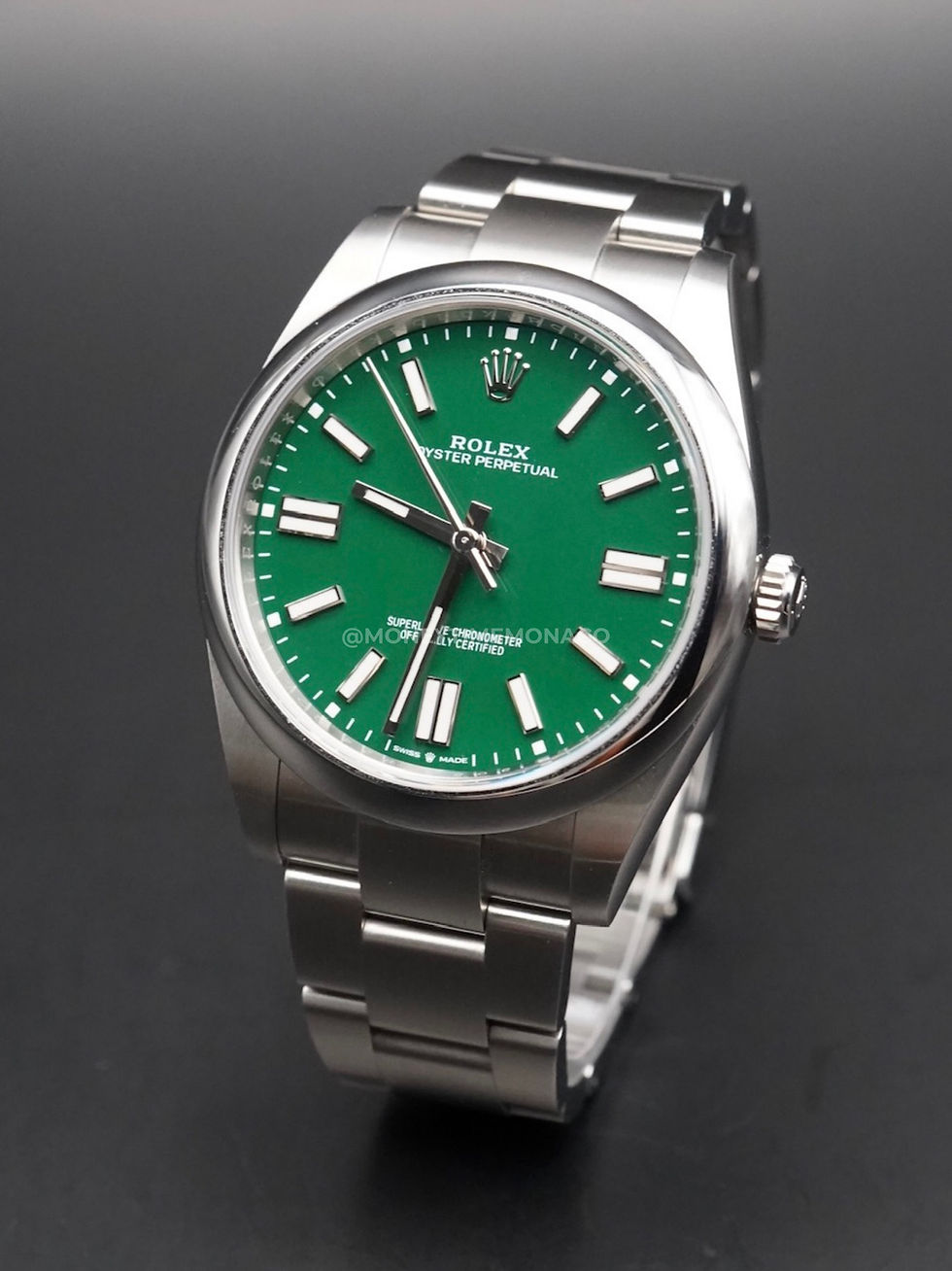 Miniatura: ROLEX OYSTER PERPETUAL 41 VERT (124300) - 2023 LIKE NEW FULL SET