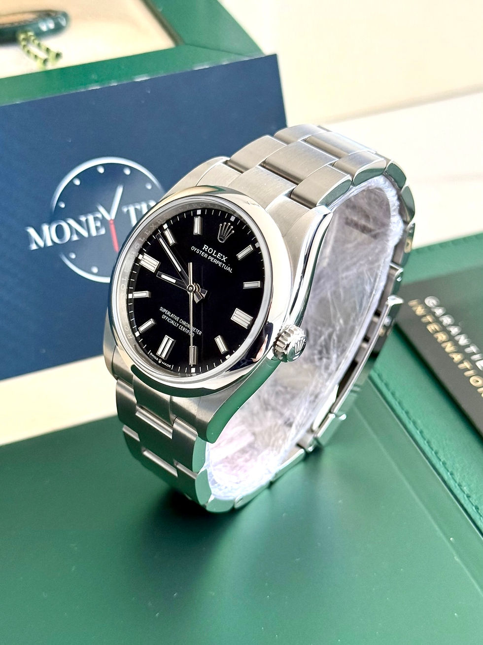 Thumbnail: ROLEX OYSTER PERPETUAL 36 NOIR VIF (126000) - 12/2024 NEW FULL SET