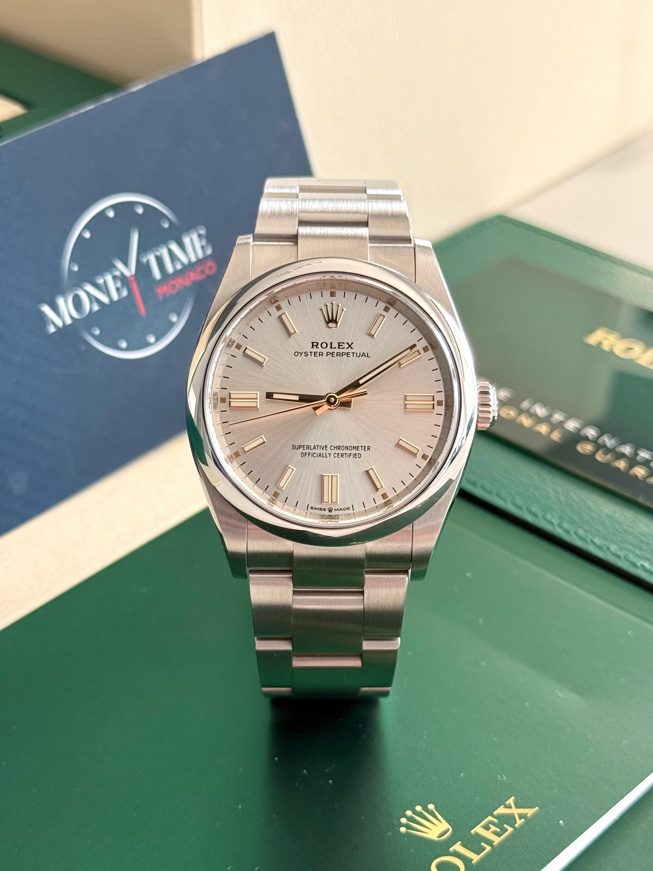 ROLEX OYSTER PERPETUAL 36 ARGENT (126000) - 2023 LIKE NEW FULL SET