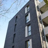 Urban Blend thin brick used on a multi-story residential building exterior