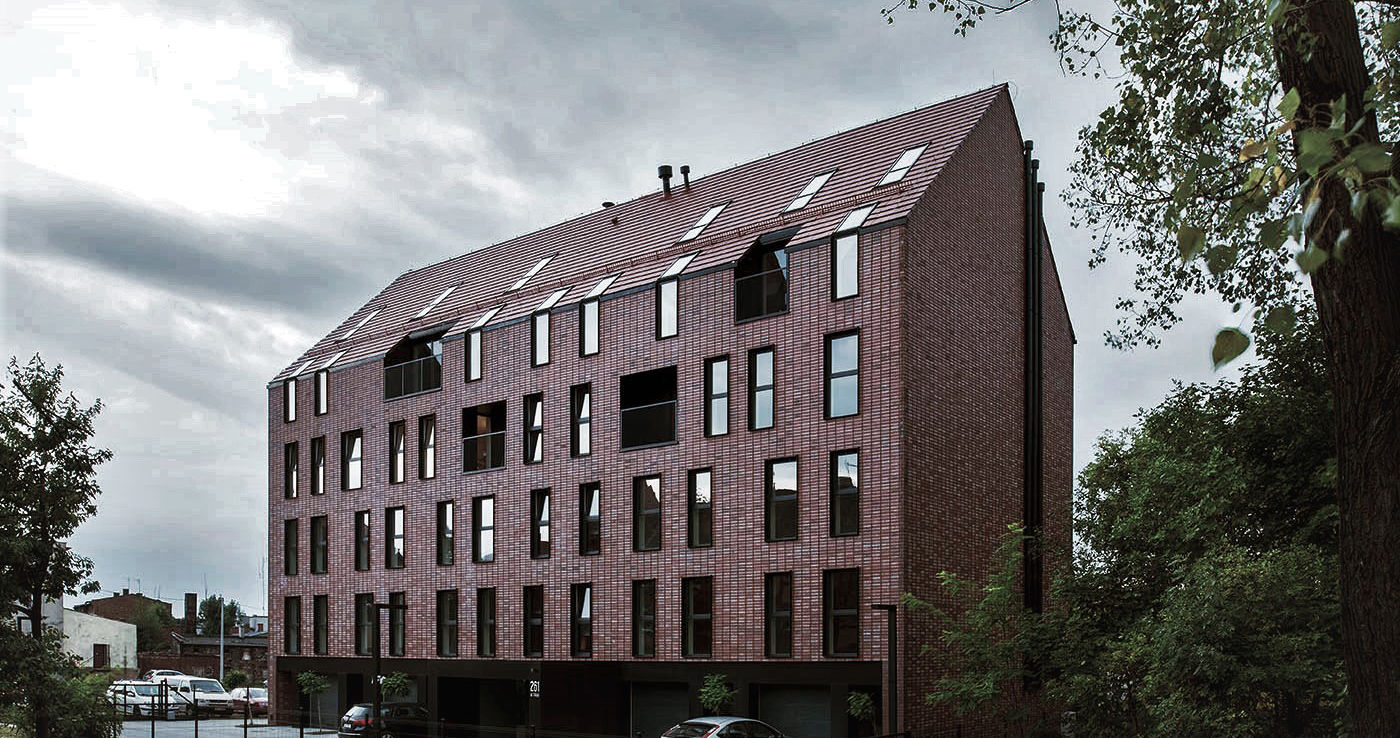 Nowy Werdon, Ruda Śląska, Poland, Wall Street, King 3/8" Size, King Klinker America, thin brick