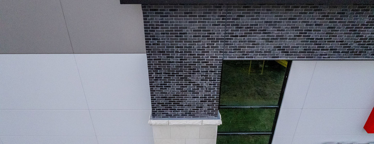 building distribution center, brick accent