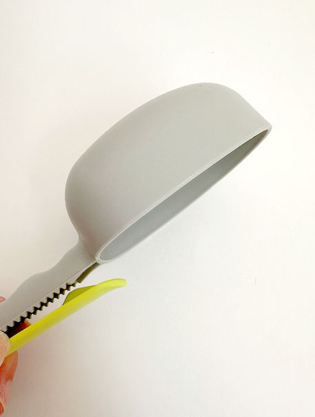 Thumbnail: Pet Food Scoop with Clip