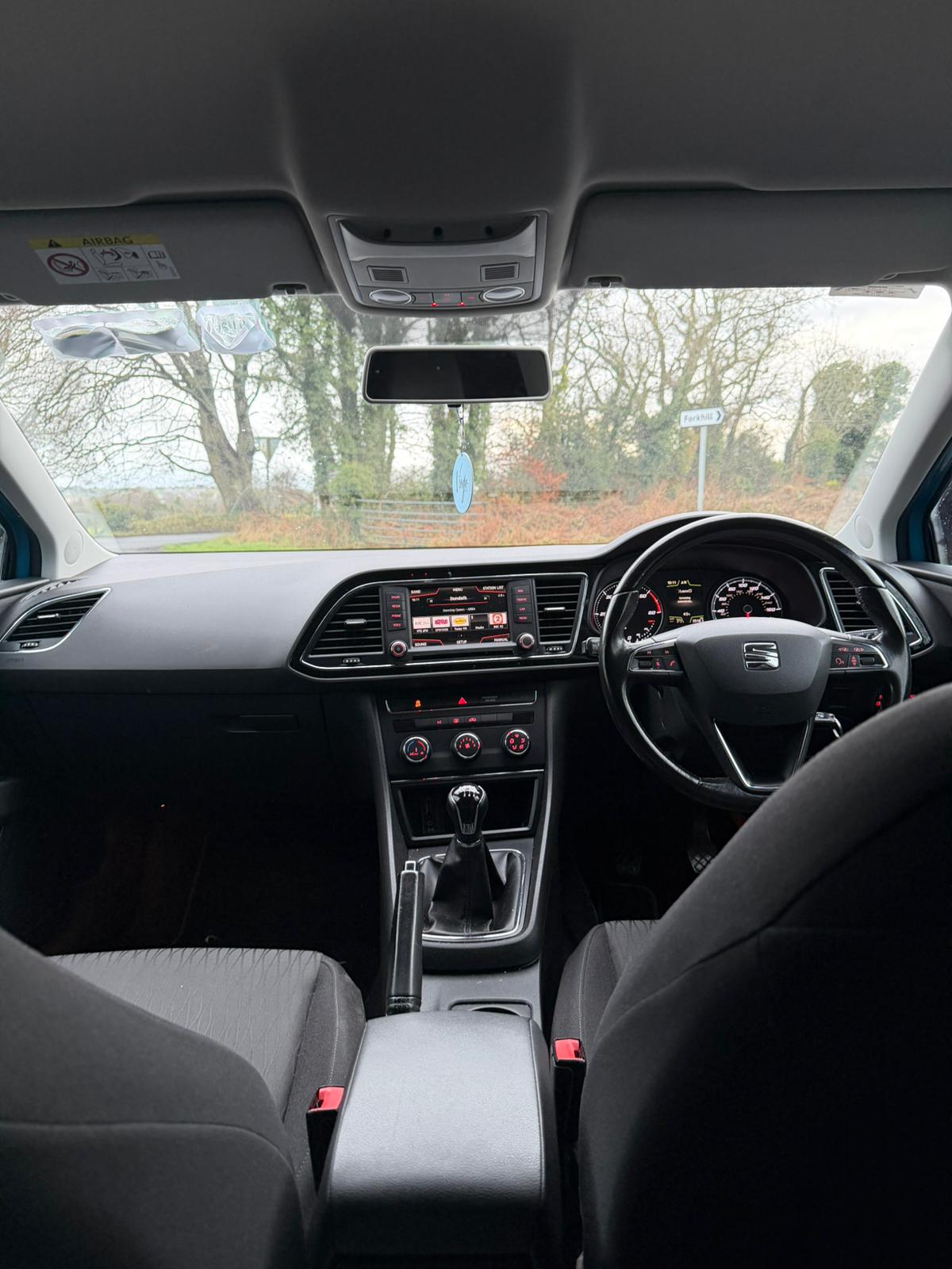 SEAT Leon 1.6 TDI 110PS gallery image 9