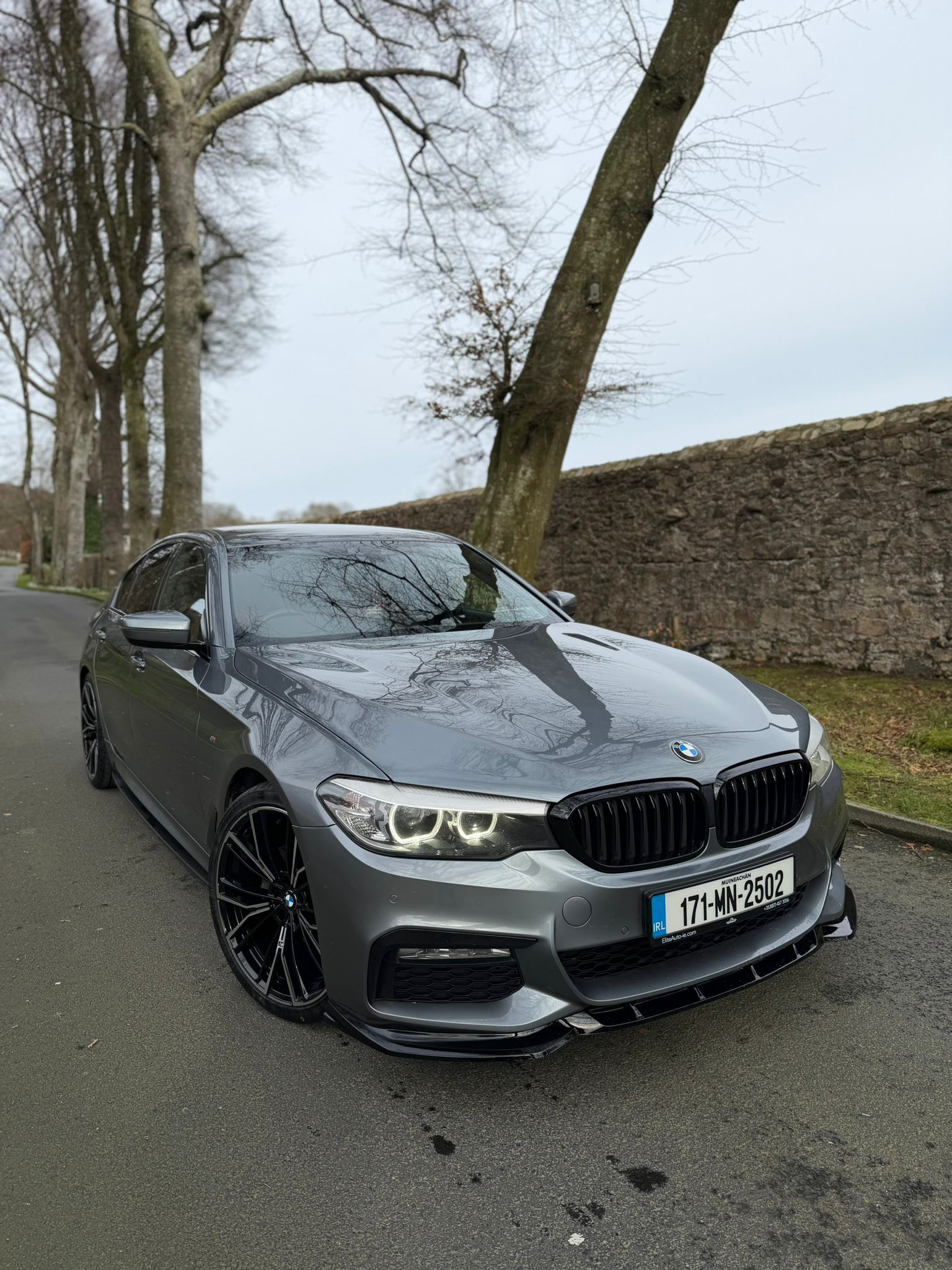 BMW 520d xDrive M Sport gallery image 2