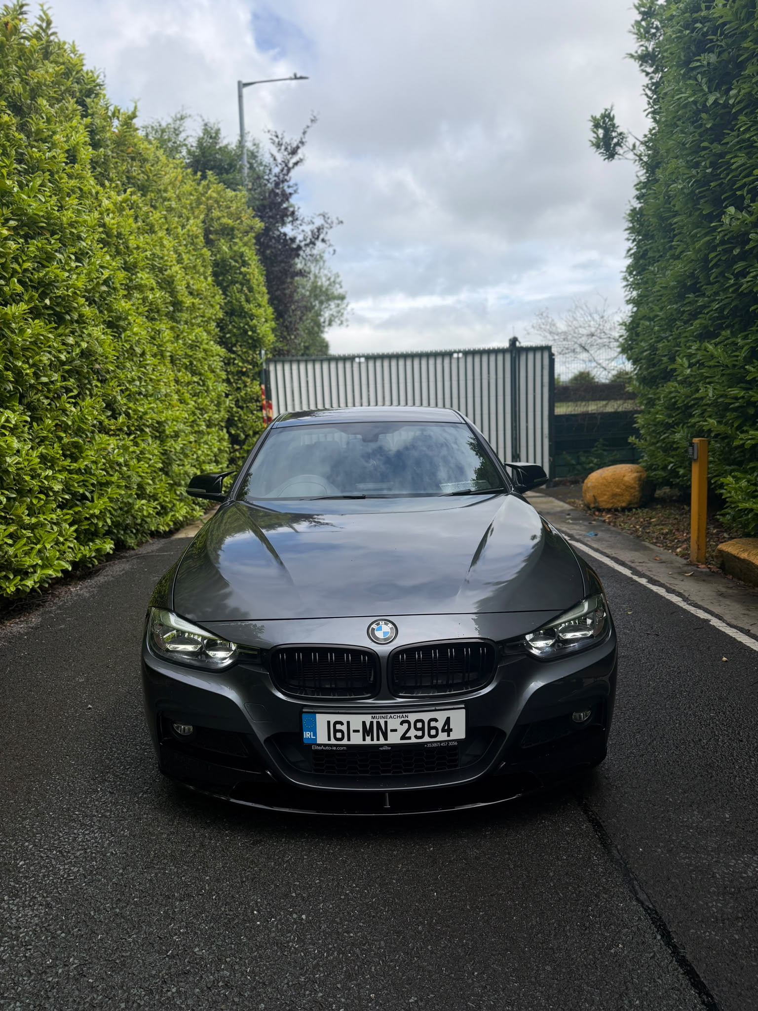BMW 3 Series 320d M Sport Auto gallery image 2