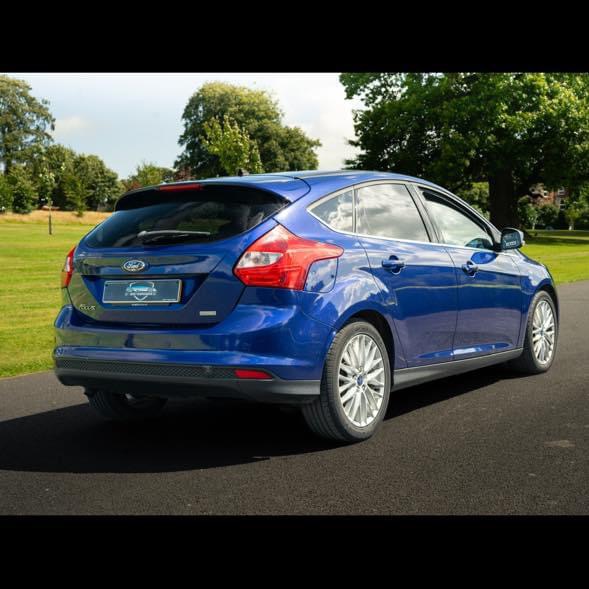 Ford Focus gallery image 8