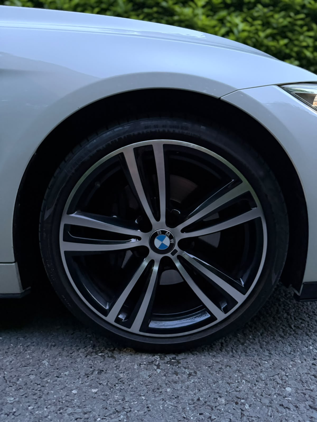 BMW 4 Series 420d M Sport Auto gallery image 13
