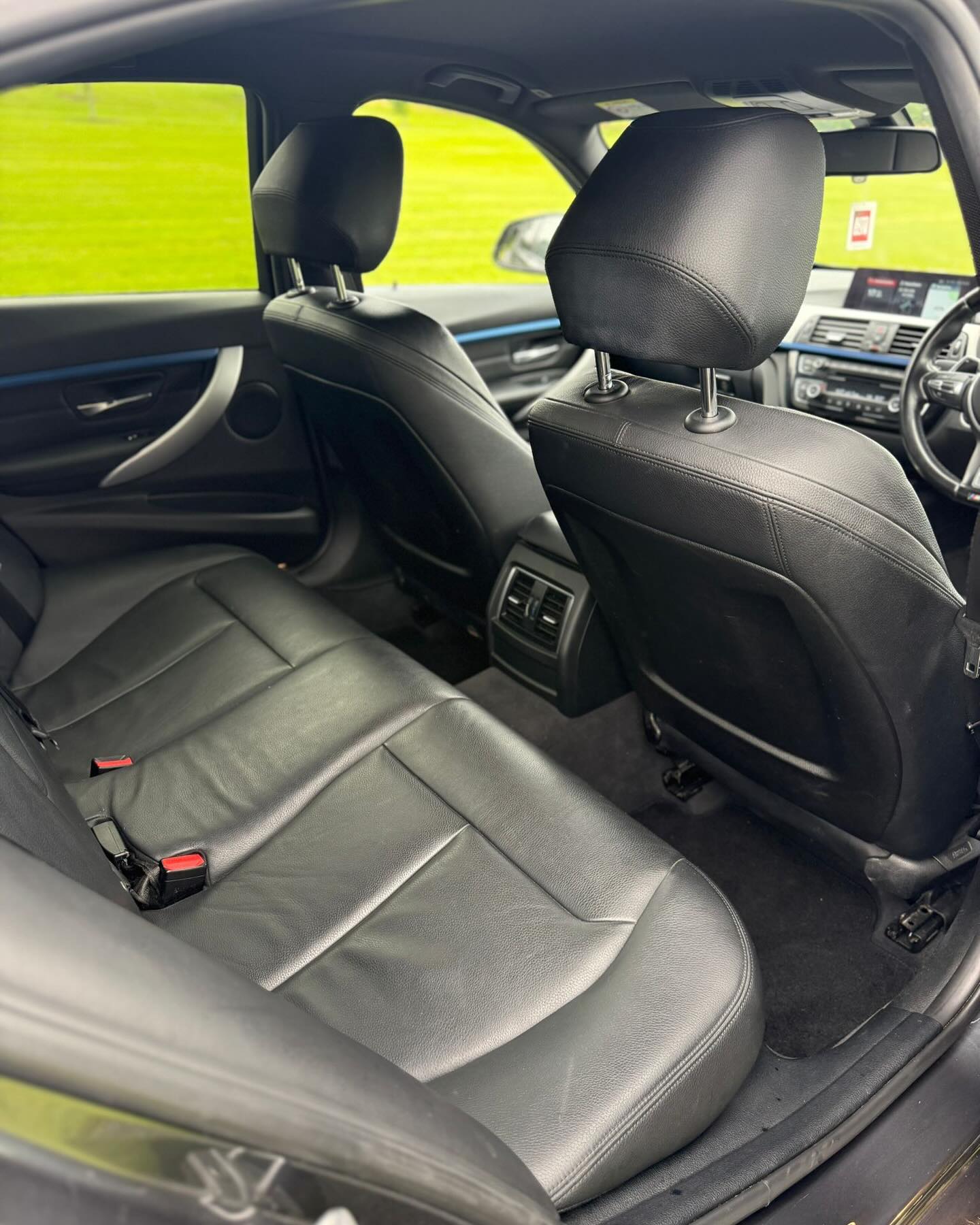 BMW 320d M Sport Auto gallery image 9