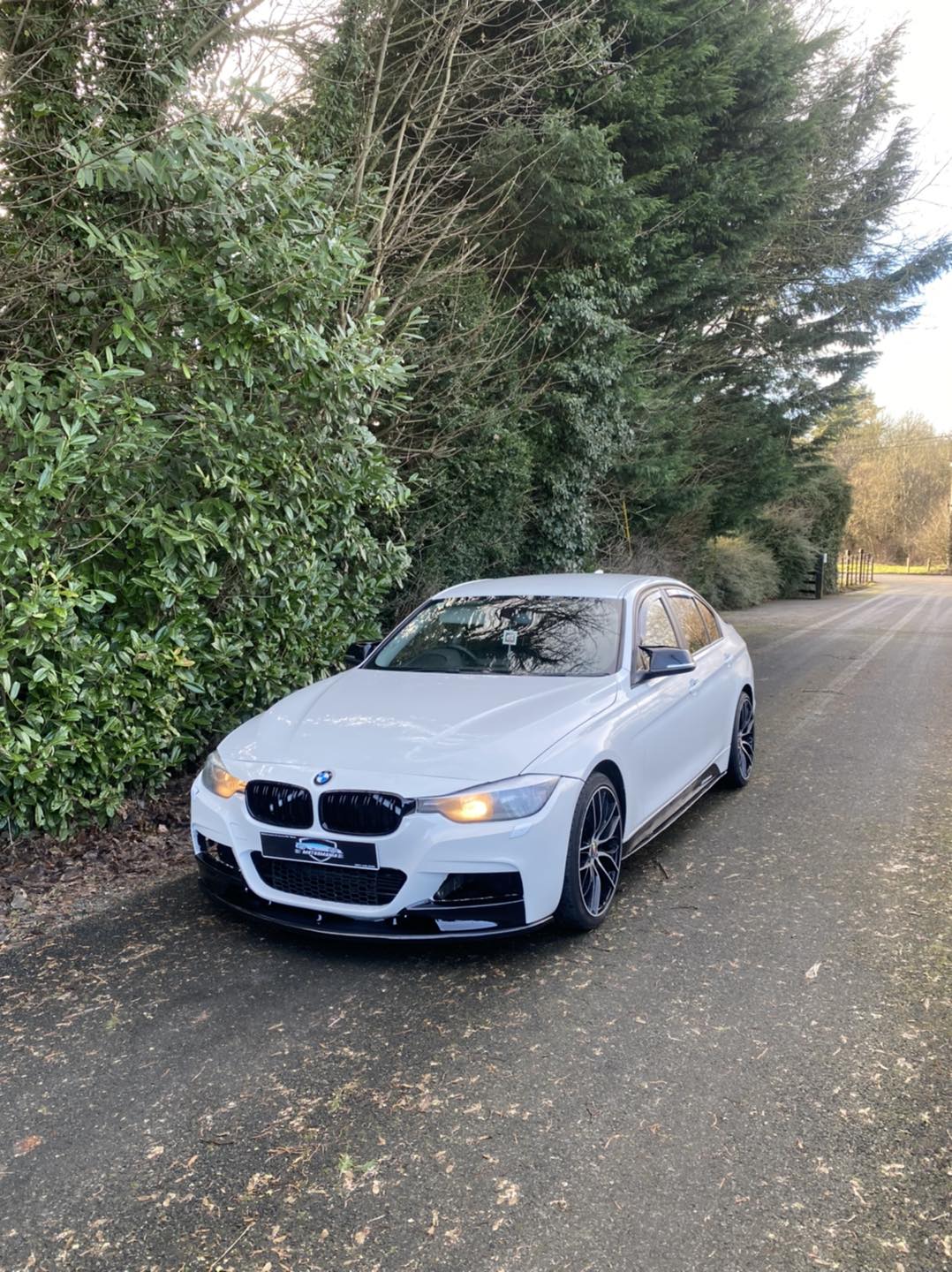 BMW 3 SERIES gallery image 3