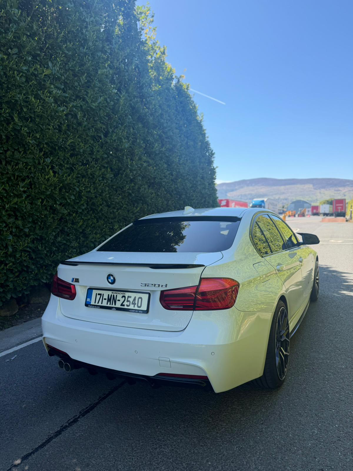 BMW 320d M Sport Shadow Edition Auto gallery image 7