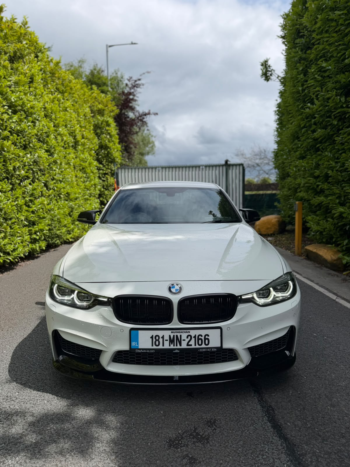 BMW 320d M Sport Shadow Edition gallery image 2