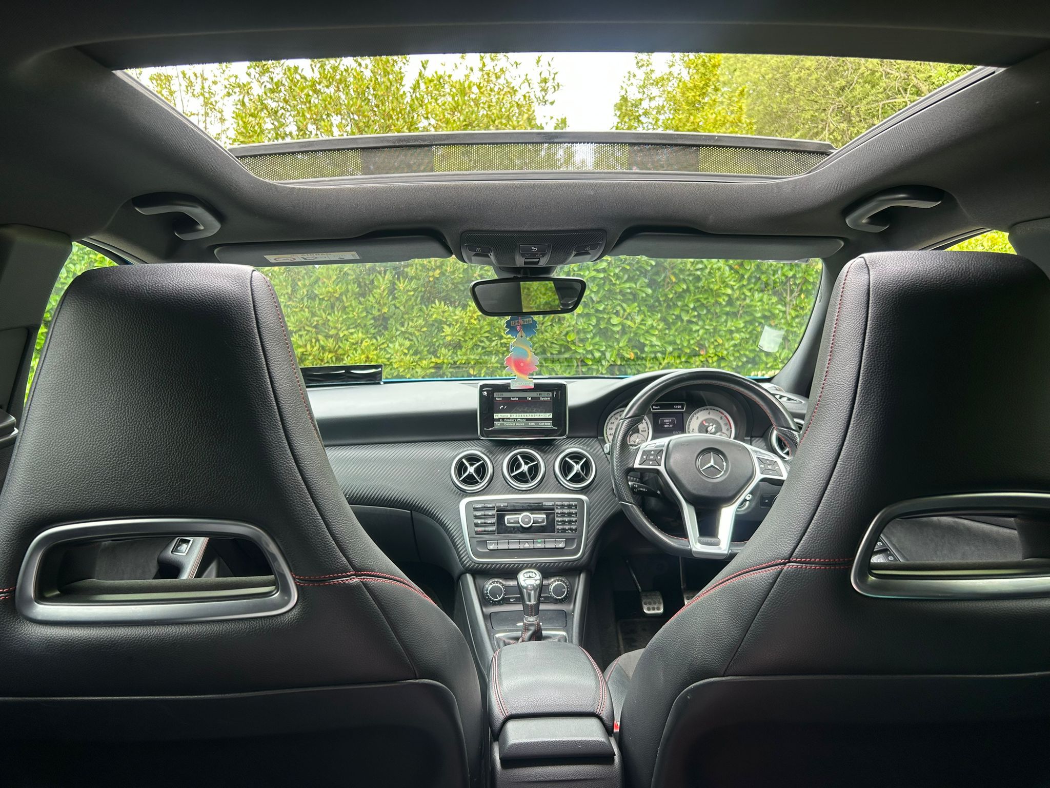 Mercedes-Benz A180 AMG Line gallery image 8