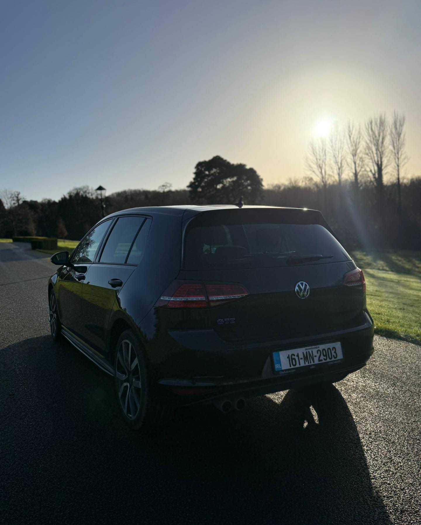 Volkswagen Golf 1.4 PHEV gallery image 3