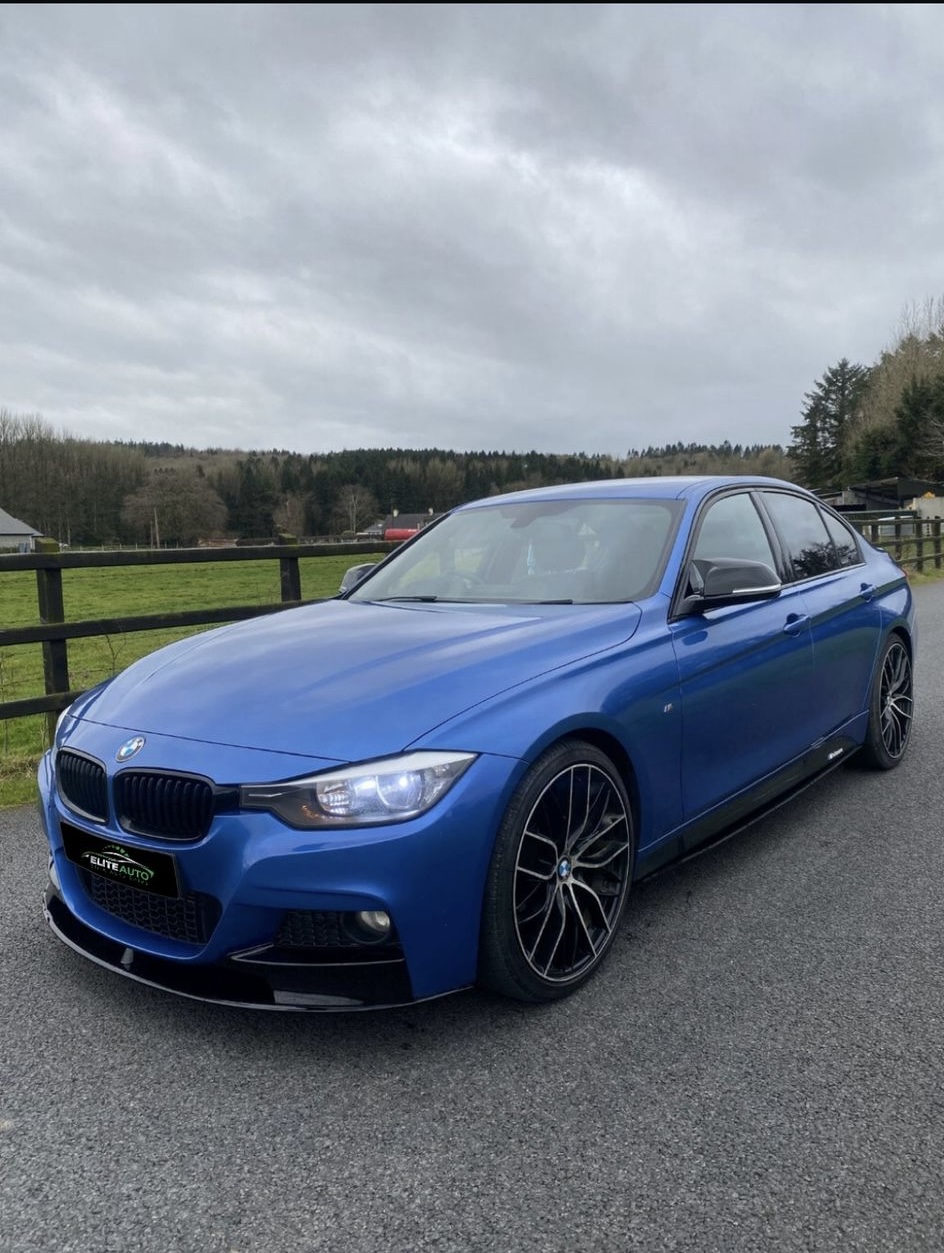 BMW 3 SERIES