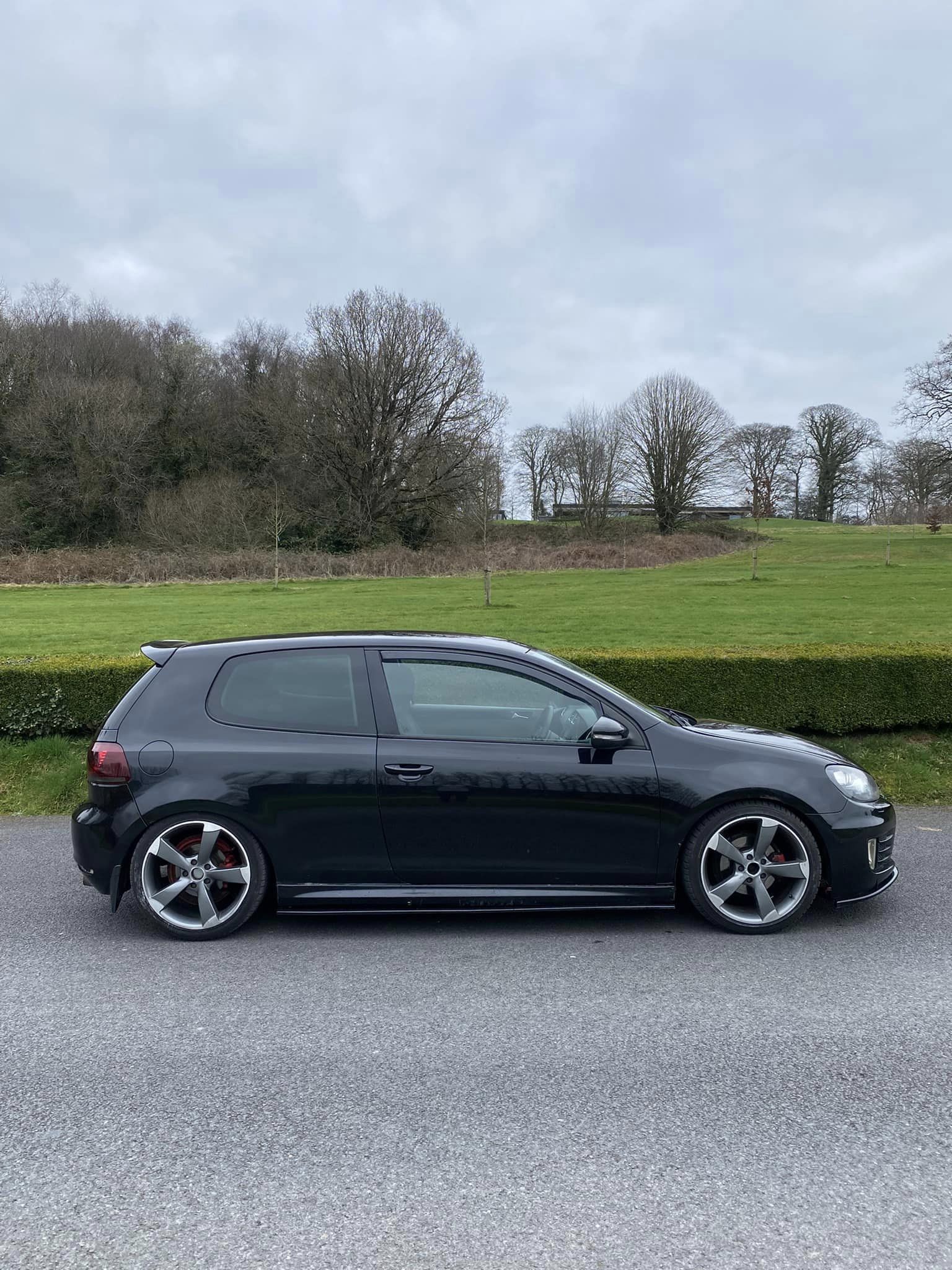 Volkswagen Golf 1.6 TDI gallery image 4